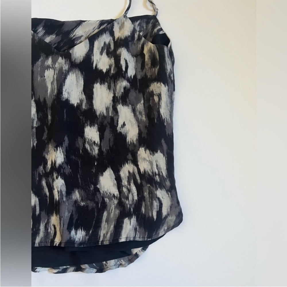 Haute Hippie Women’s Spaghetti Strap 💯 Silk Top Size Medium 🖤 - Picture 5 of 13